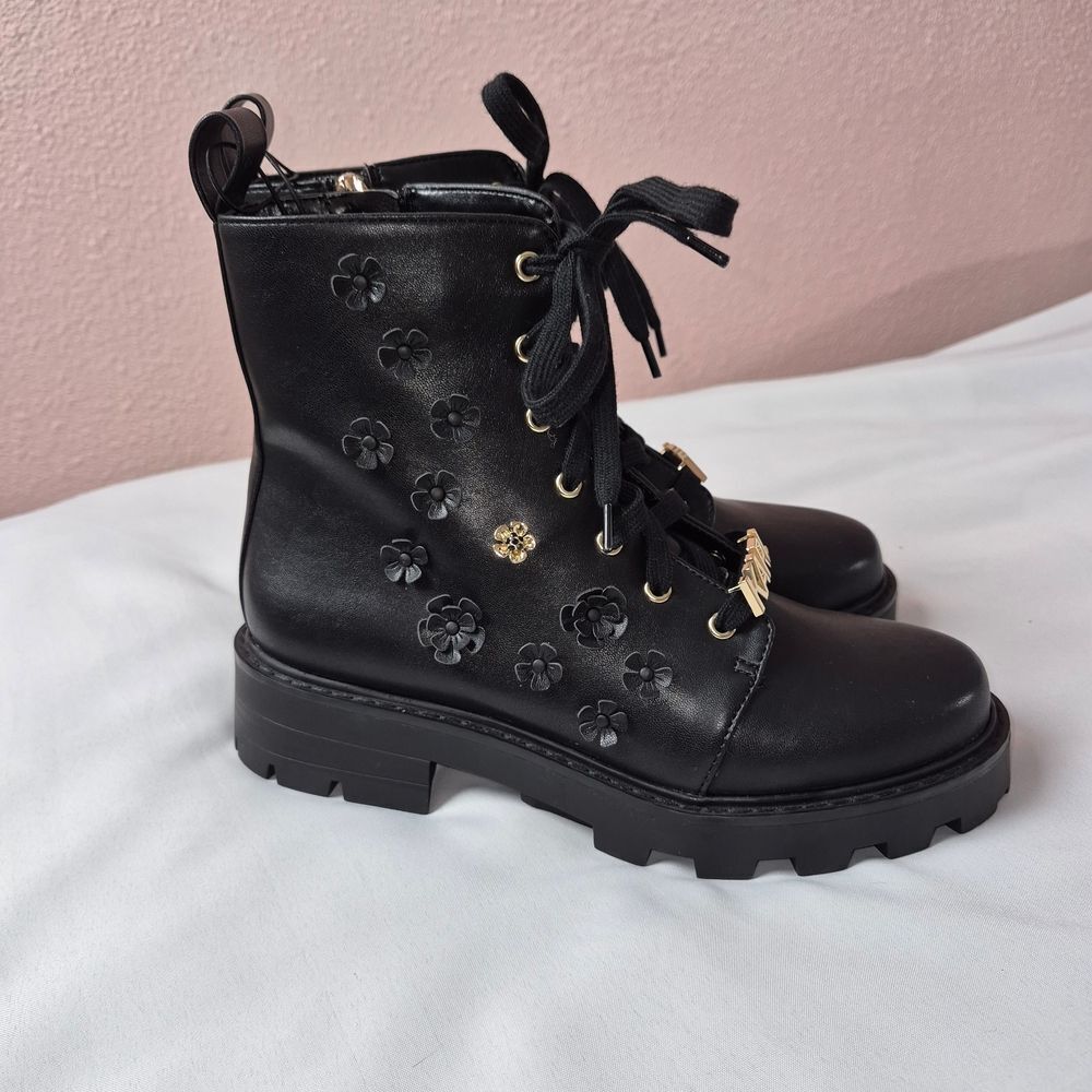 Karl Lagerfeld Paris Mela Fleur 40MM Floral Embellished Leather Combat Boots 7 - Picture 2 of 7